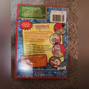 Scholastic | Media | Clifford The Big Red Dog Doghouse